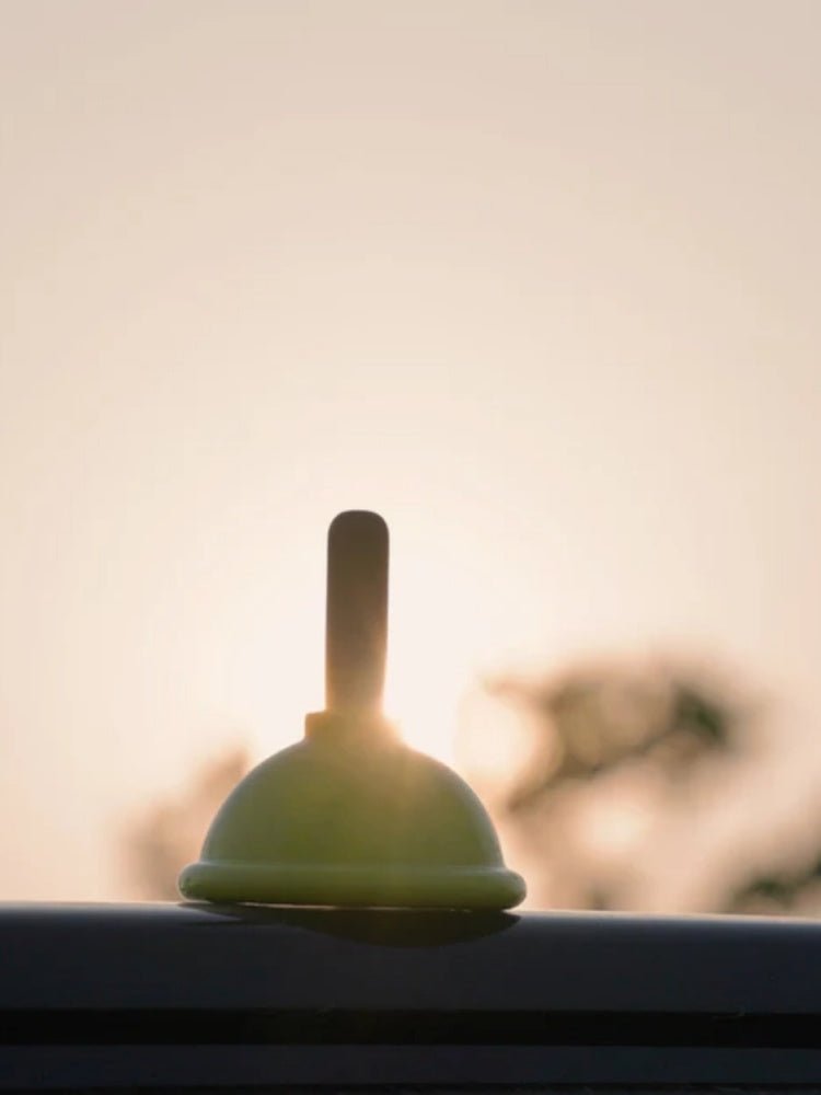 Mini Plunger-Shaped Car Diffuser for On-the-Go