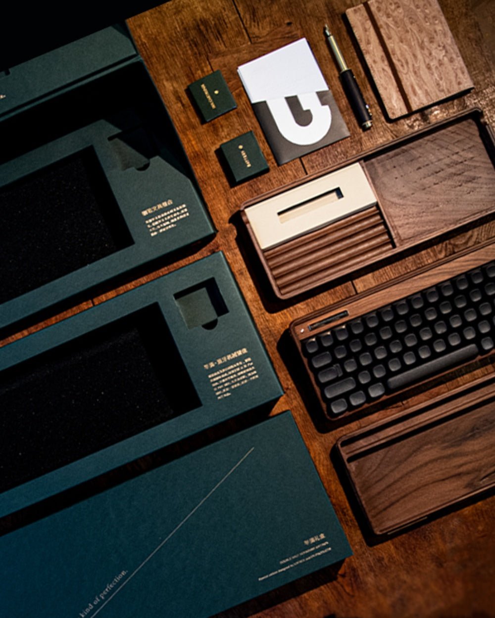 Premium Walnut Mechanical Keyboard Gift Box