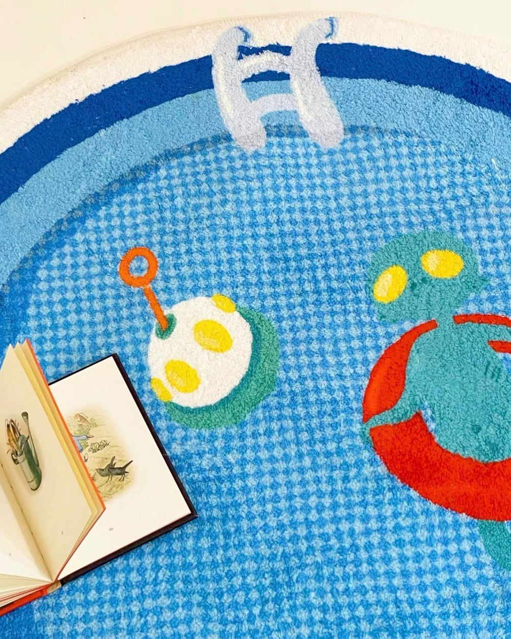 Soft Round Rug - Swimming Pool Design, 2.6x2.6 ft | NOVI BOX