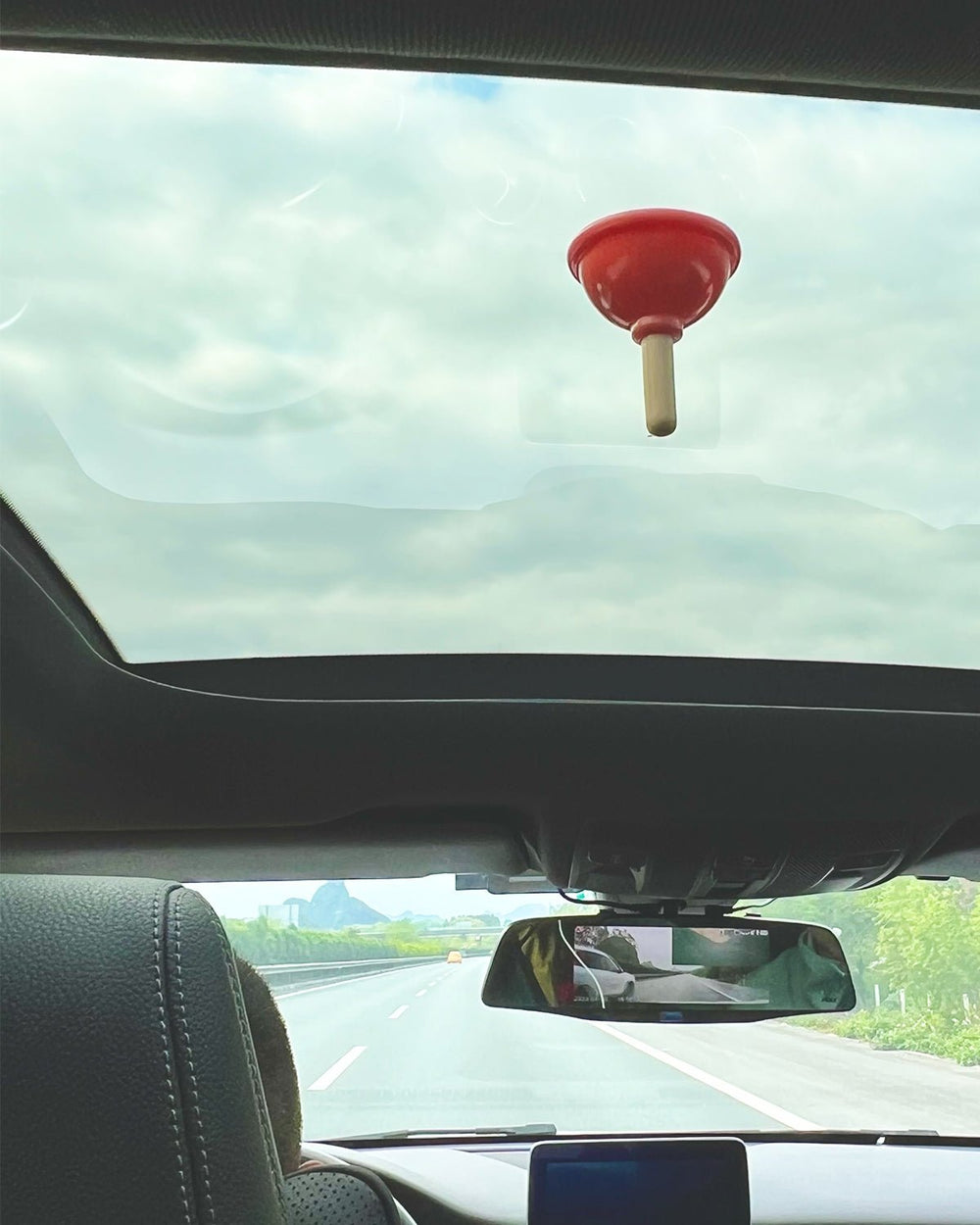 Mini Plunger Car Diffuser & Portable Aroma | NOVI BOX