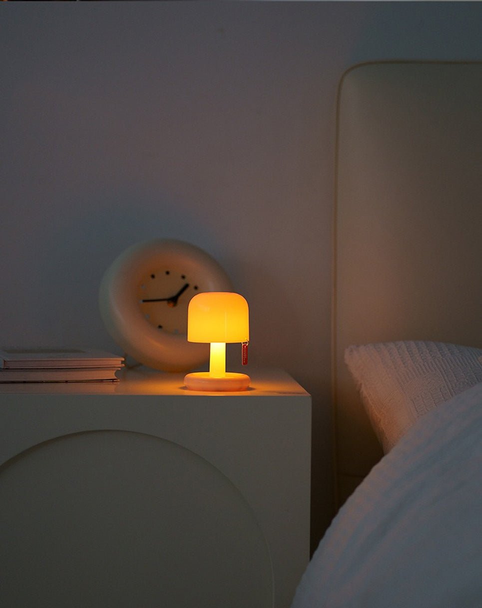 Tap-to-Glow Mini Sunset Night Lamp